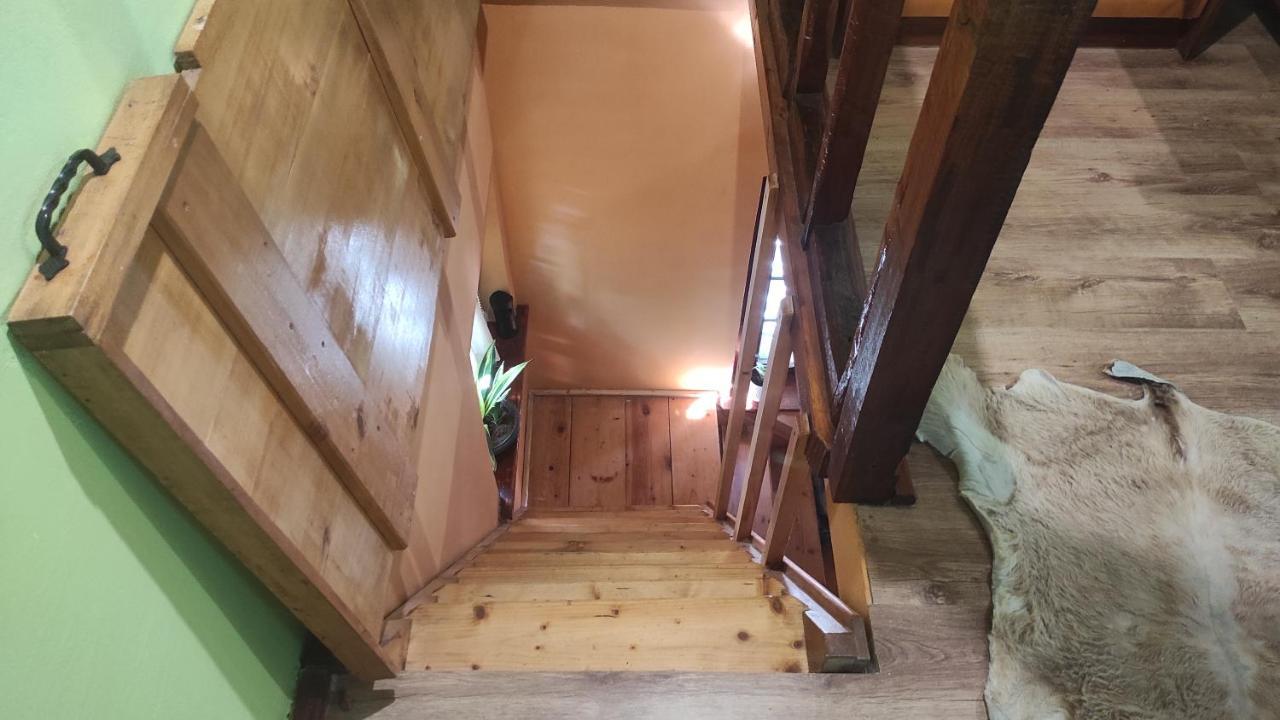 Appartement Wood House à Ruma Extérieur photo
